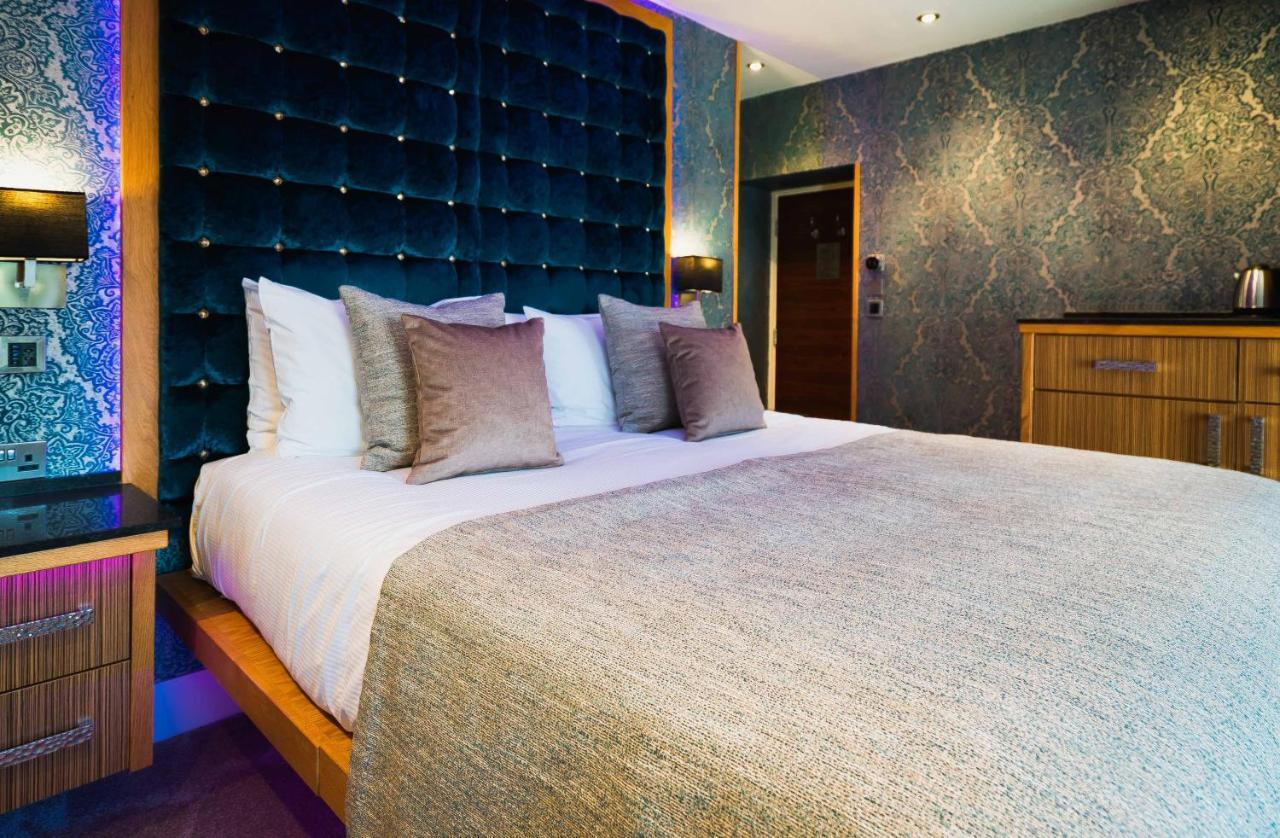 Church Suites By The Cranleigh Boutique Боунес он Уиндърмиър Екстериор снимка