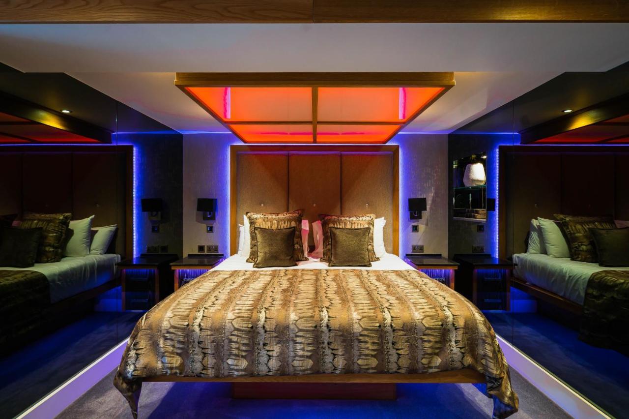Church Suites By The Cranleigh Boutique Боунес он Уиндърмиър Екстериор снимка