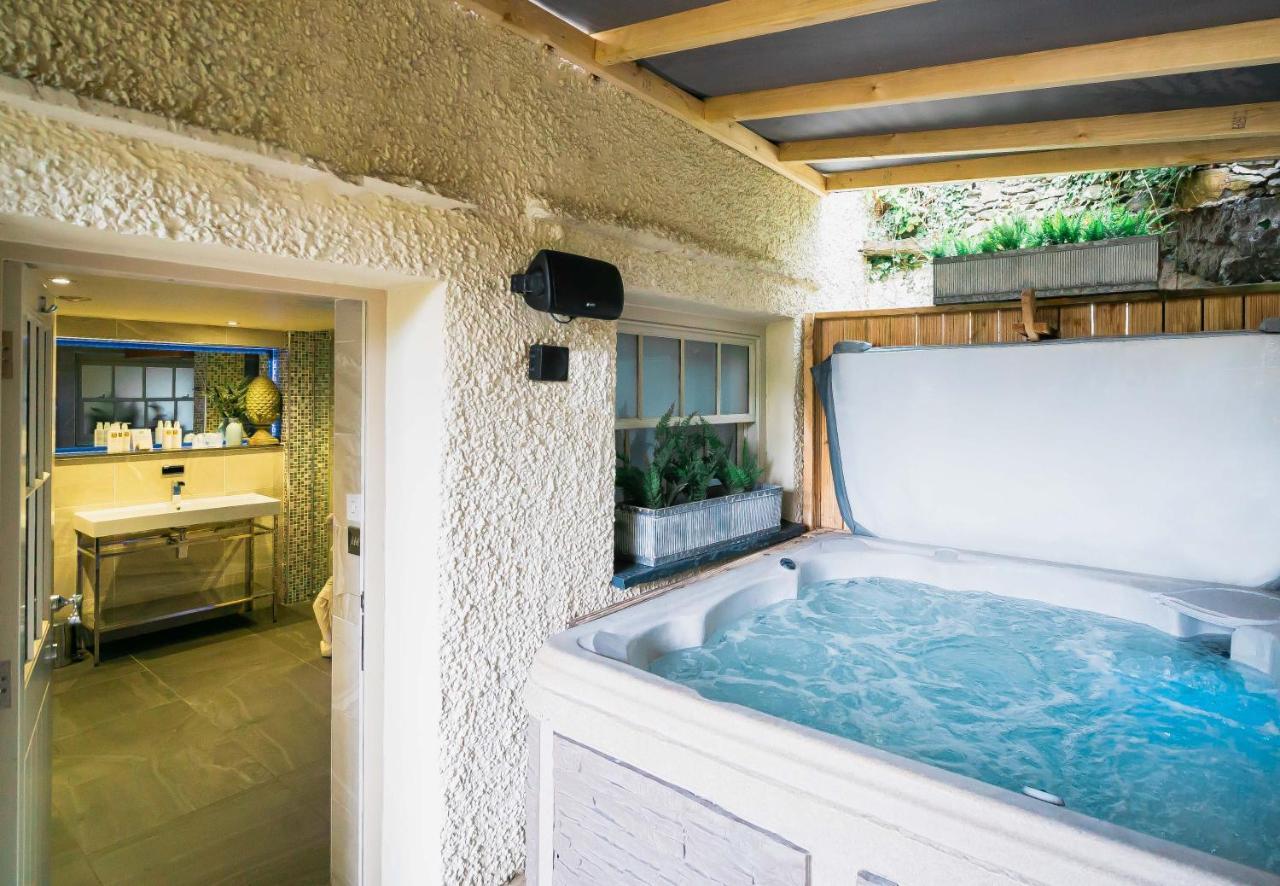 Church Suites By The Cranleigh Boutique Боунес он Уиндърмиър Екстериор снимка